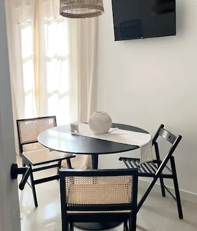 New Center Apartment